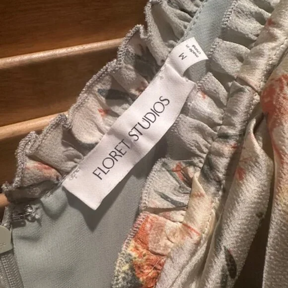 Floret Studios Green Floral Midi Dress - size Medium (8/10) - Picture 2 of 6